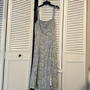 Sleeveless midi dress